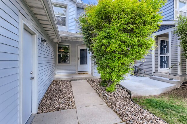 Building Photo - 3 Bedroom 3 Bathroom in Northglenn!