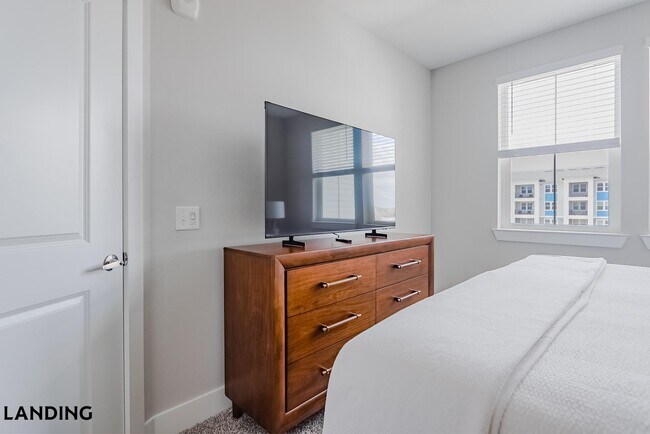 Building Photo - 2361 Commerce Park Dr NE