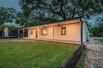 Building Photo - 1717 W Eldred Dr