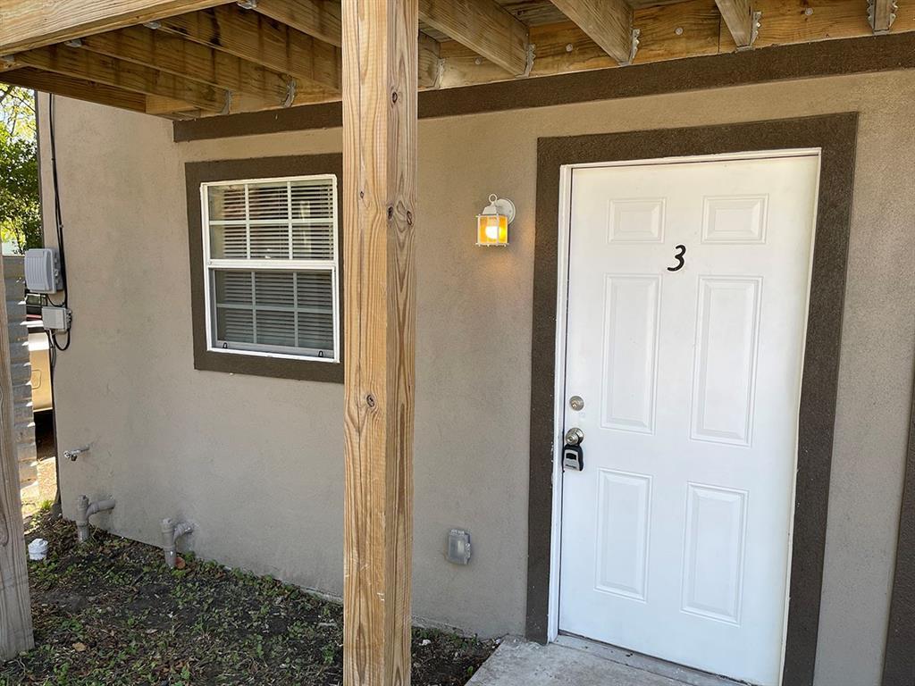 Foto principal - 706 Harris Ave