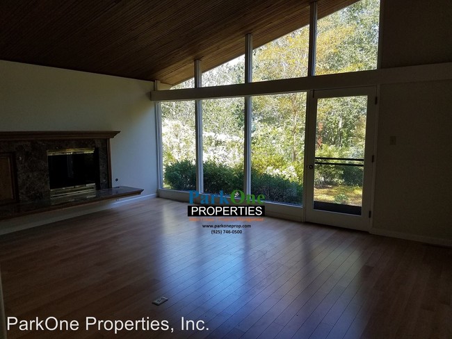 Foto del edificio - 4 br, 2 bath House - 43 Berkeley Ave