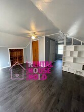 Building Photo - 7651 Lamphere