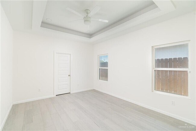 Foto del edificio - 1505 E Encino Ave