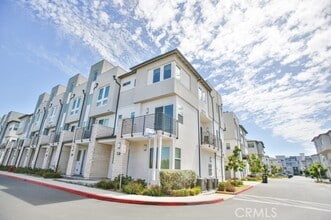 Building Photo - 1703 W Cara Dr