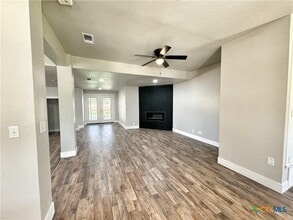 Building Photo - 159 S Hackberry Ave