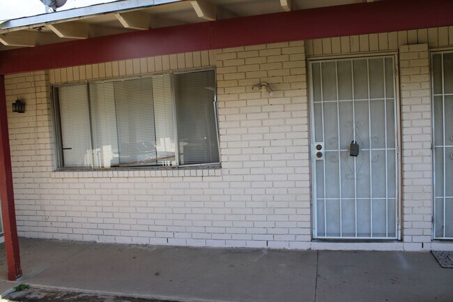 Foto del edificio - 3905 Flory Ave