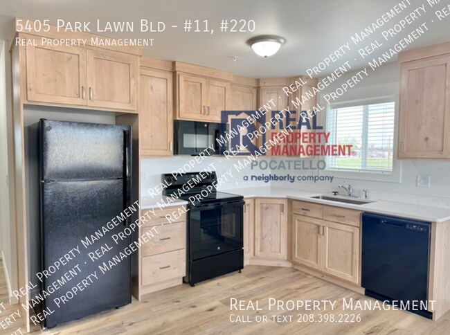 Building Photo - 5405 Park Lawn Dr