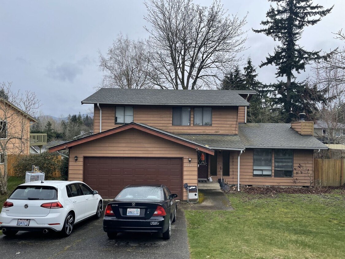 Primary Photo - PRELEASING: 4 bedroom, 2.5 bathroom House