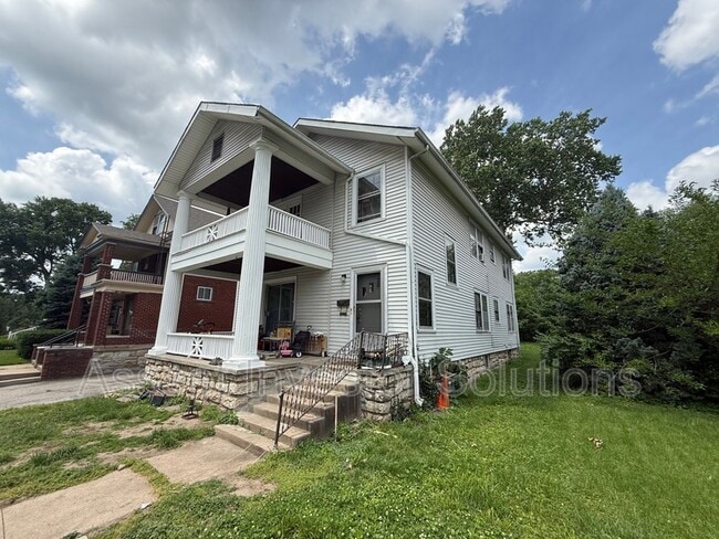 Building Photo - 4132 Eaton St