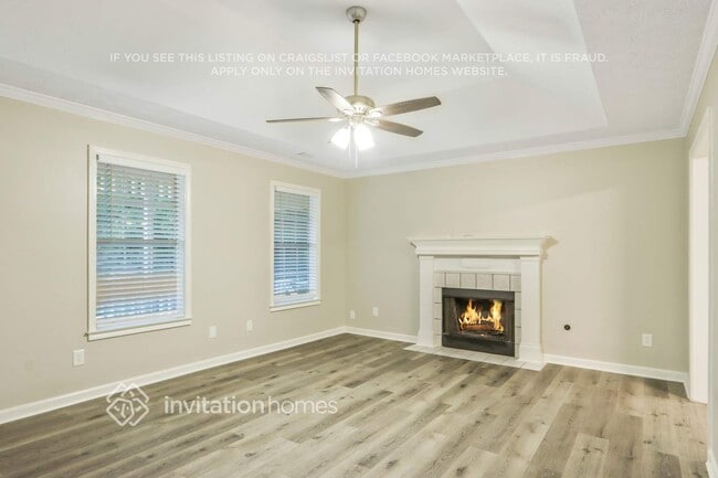 Building Photo - 415 Cambridge Way