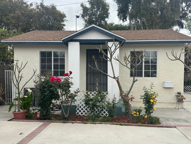 Foto del edificio - 1424 S McDonnell Ave