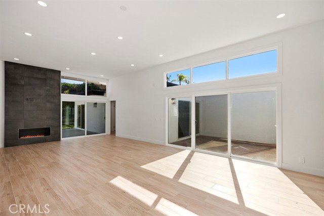 Building Photo - 36 Mountain View