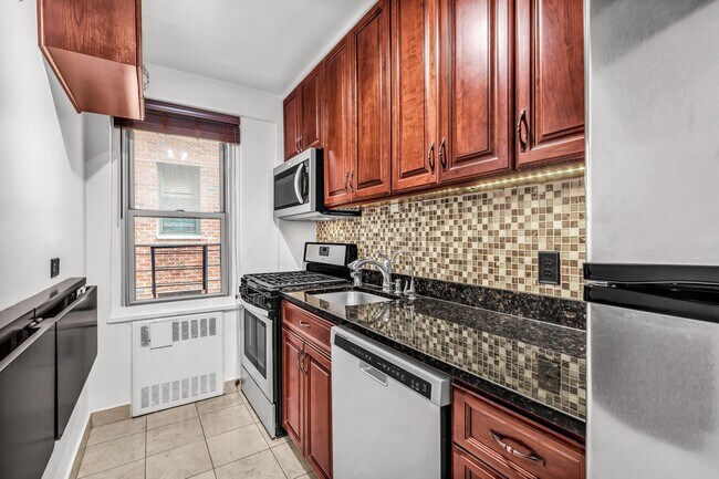 Foto del edificio - 420 E 55th St