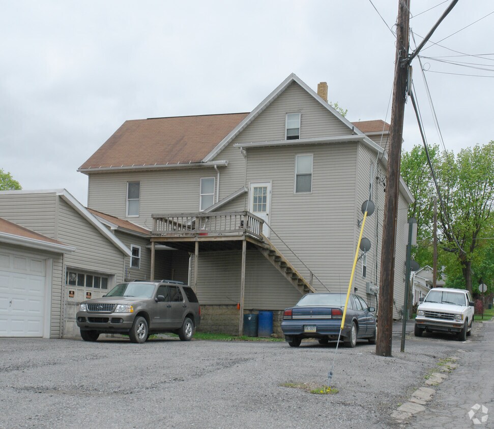 802806 Daisy St, Clearfield, PA 16830 Apartments in Clearfield, PA