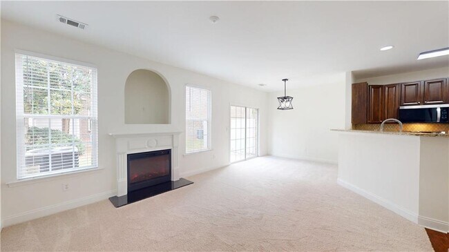 Foto del edificio - 3249 Brockenhurst Dr