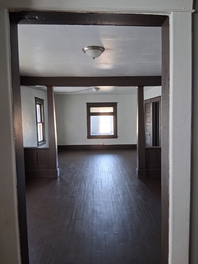 Building Photo - 38 Frederick St