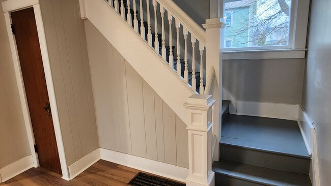 Building Photo - Three Bedroom Single Family Home in Olean NY! Remodeled and in Beautiful, Clean, and Move in Read...