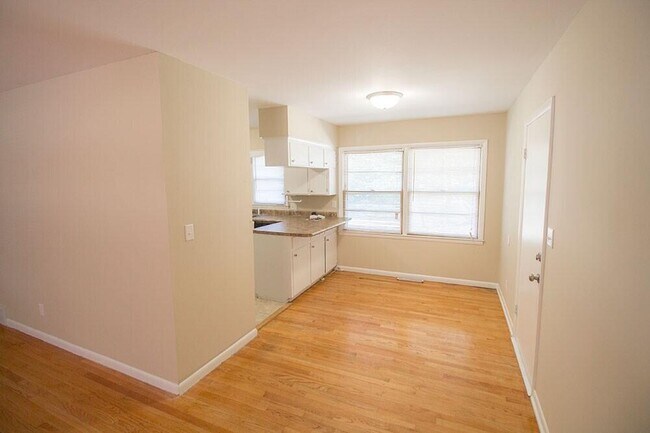 Foto del edificio - 2309 Highland Dr