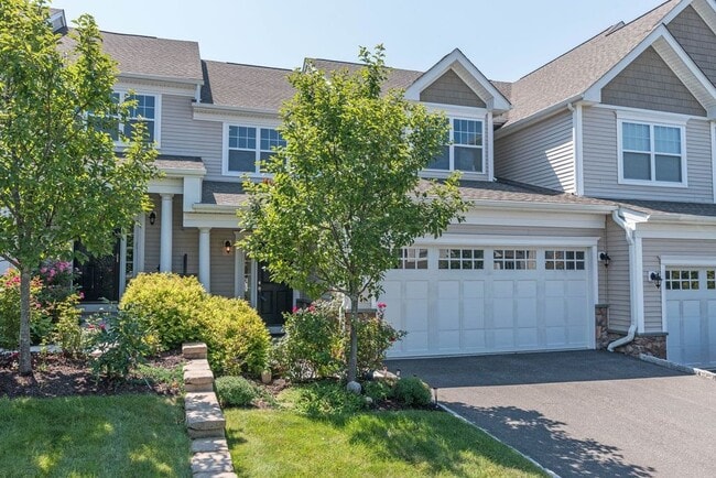 Building Photo - 9 Briar Ridge Dr