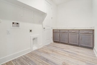 Building Photo - 1845 Donetto Dr