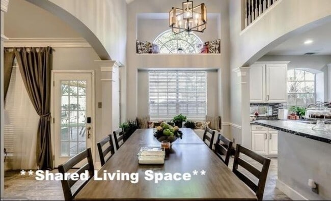 Building Photo - bedroom in Los Angeles CA 91303