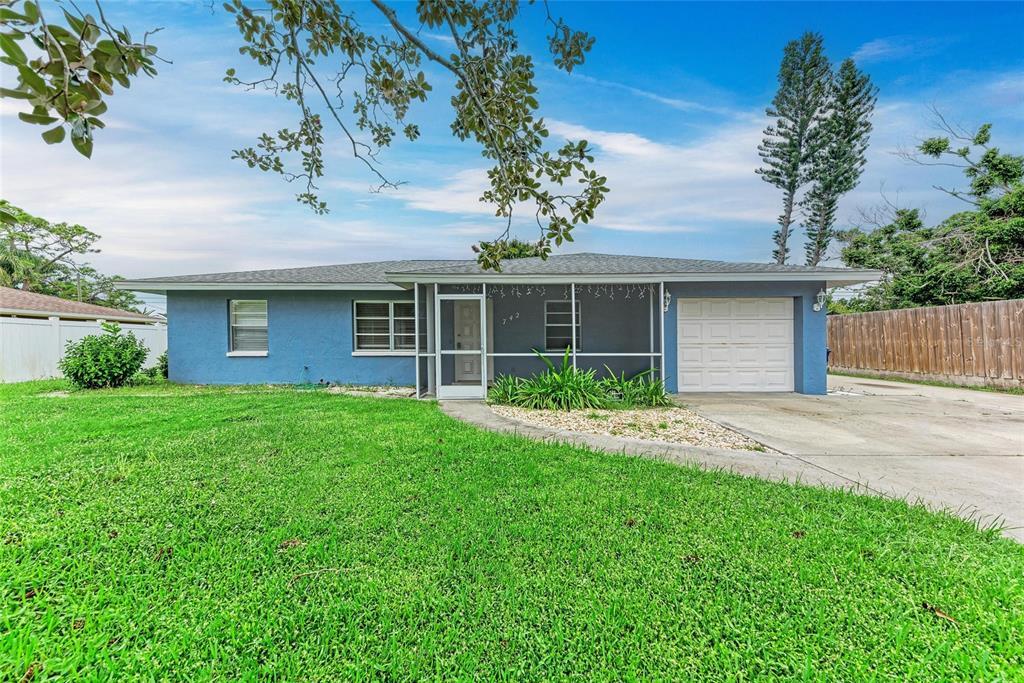 Foto principal - 742 Devon Rd