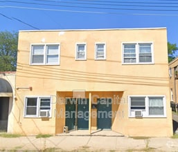 Building Photo - 5 E Main St