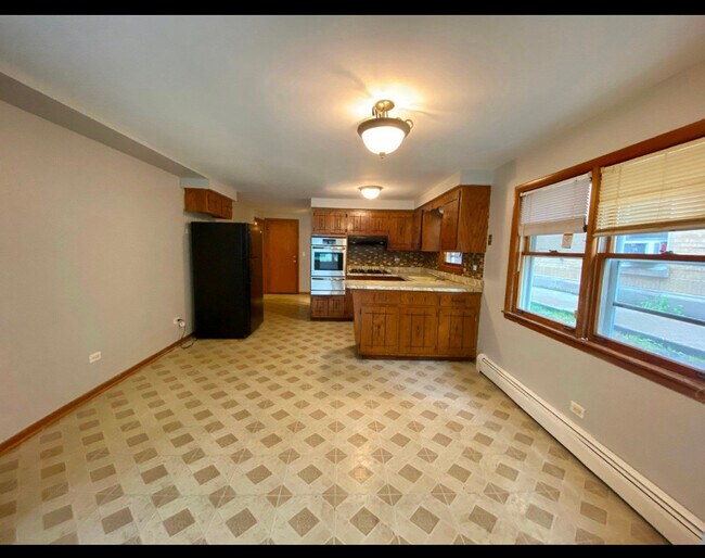 Foto del edificio - 2215 W Thome Ave