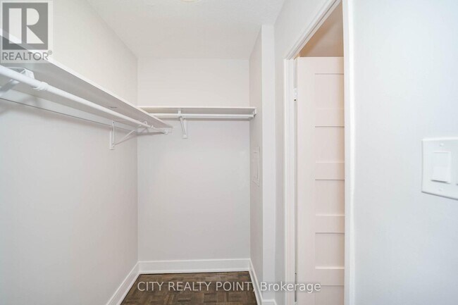 Photo du bâtiment - 1500 Bathurst St