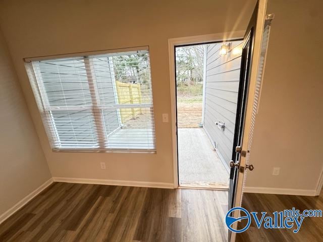 Building Photo - 136 Foster Wy Dr