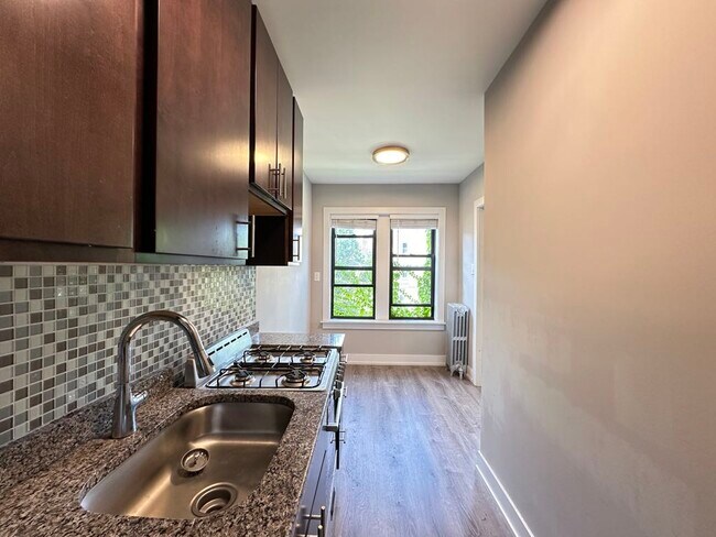 Foto del edificio - 4644 N Paulina St