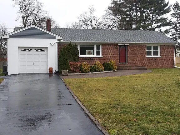 Primary Photo - 264 Monmouth Rd
