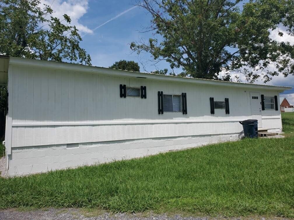 13 Norton Bridge Rd, Chatsworth, GA 30705 House for Rent in