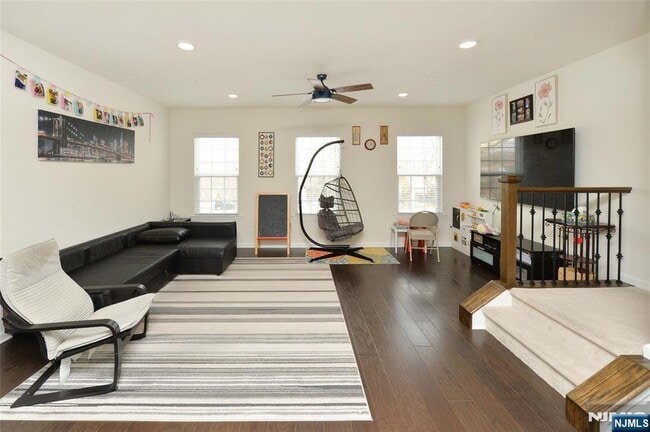 Photo - 12-48 Plaza Road Unit Apartment