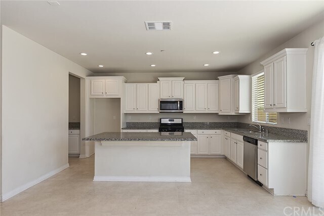 Foto del edificio - 7798 Poppy Ln