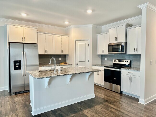 Foto del edificio - 175 Creekview Rd