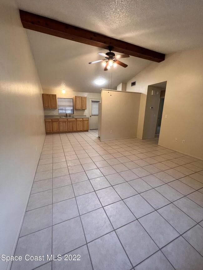 Building Photo - 1675 Jack Oates Blvd