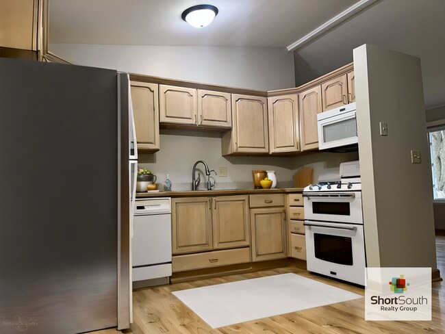 Foto del edificio - Newly Renovated Four Bedroom Home For Rent.