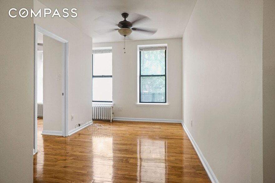 Primary Photo - 270 E 78th St