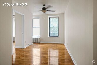 Building Photo - 270 E 78th St