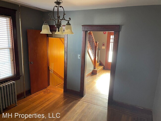 Foto del edificio - 4 br, 2 bath House - 2902 Sylvan Avenue