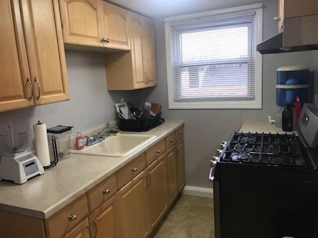Primary Photo - 571 Avenue A