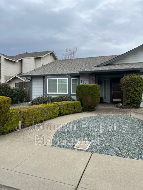 Foto del edificio - 1144 May Ave