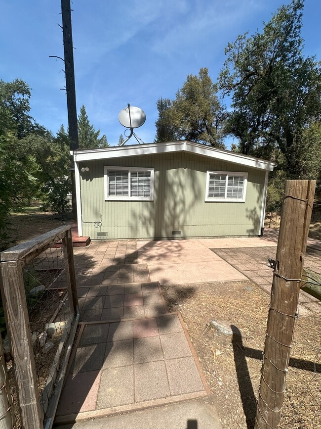 Building Photo - 4700 Mineral Way