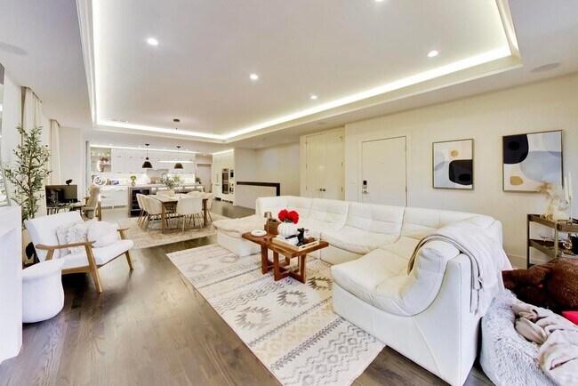 Foto del edificio - 1340 W Walton St