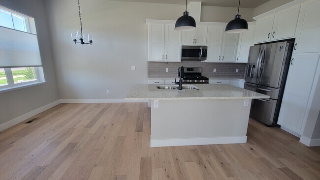 Foto del edificio - 5441 Longshaw Ct