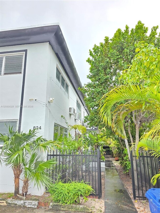 Building Photo - 824 82nd St