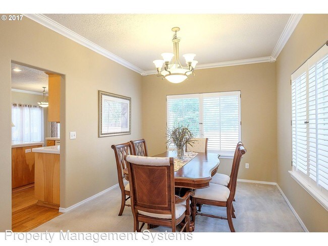 Building Photo - 17687 SW Elder View Dr
