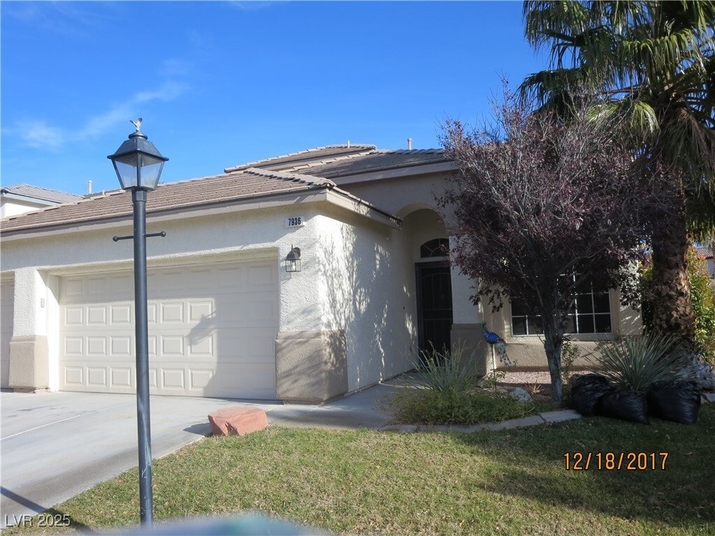 Foto principal - 7936 Quail Cap St