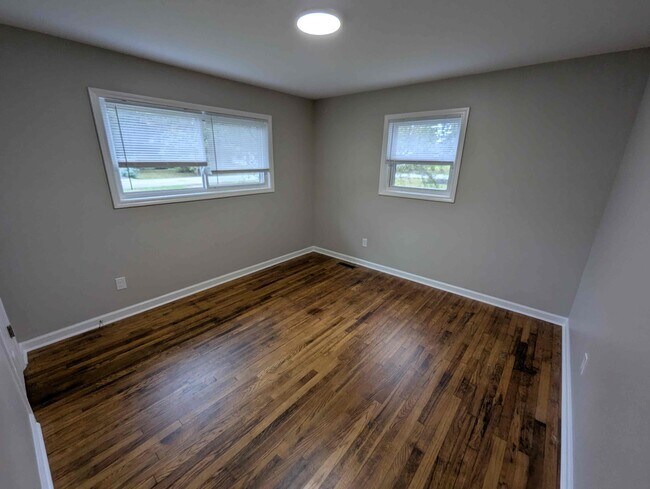 Foto del edificio - 310 Sunset St SW